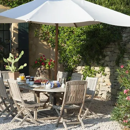 Villa Sleeps 22 With Pool