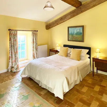 Villa Sleeps 22 With Pool *